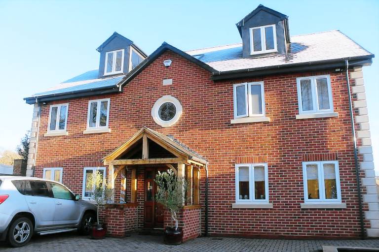 Bed & Breakfast  Seend