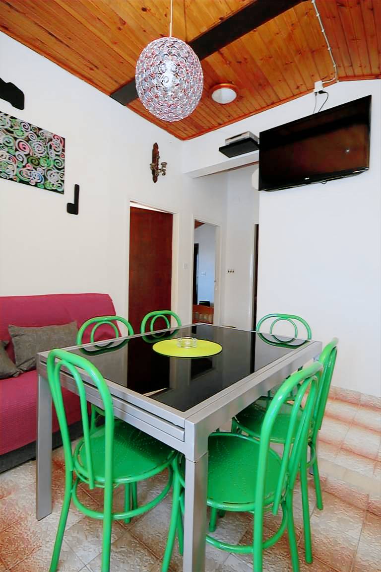 Three bedroom apartment near beach Cove Zaraće, Hvar (A-8781-a) — photo 3