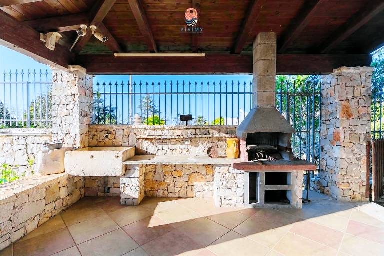 Vacation home with garden & grill — photo 3