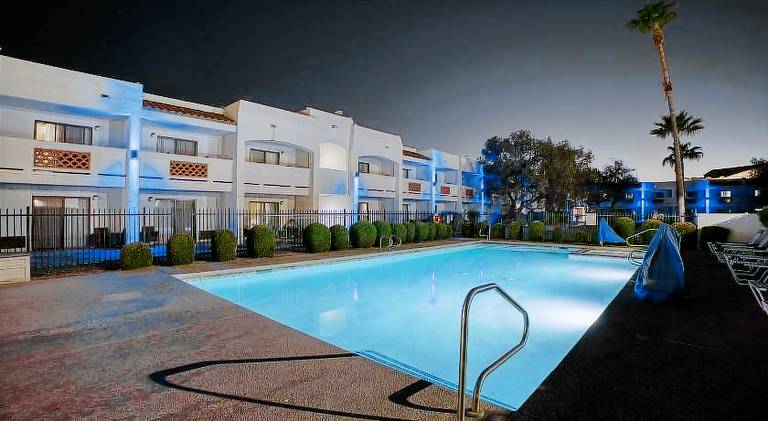 Los Viajeros Inn — photo 2