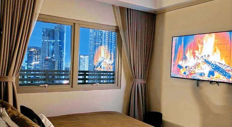 Modern 1BR Executive Suite l Best City View of BGC l The Residences BCCT in Taguig