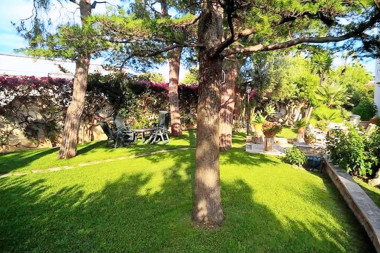 Family-oriented holiday apartment with garden | Next to the beach | Pets are welcome — photo 4