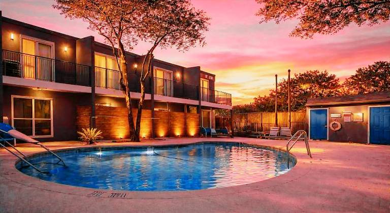 Apartment with pool in Denton, TX