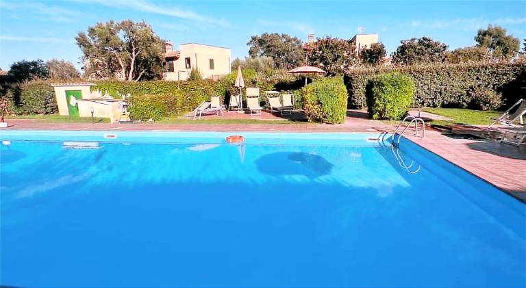 Lovely villa with pool | Pets are welcome — photo 4