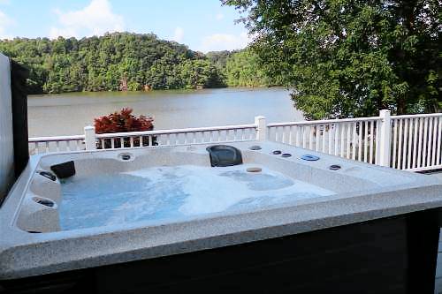 Bed and breakfast  Hiwassee