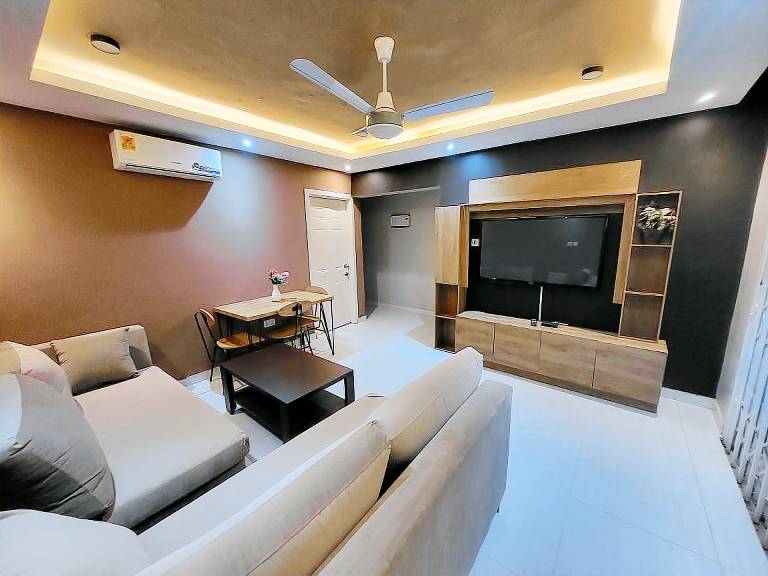 Apartment Adjiringanor