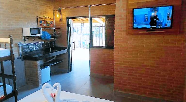Lodge with patio — photo 2