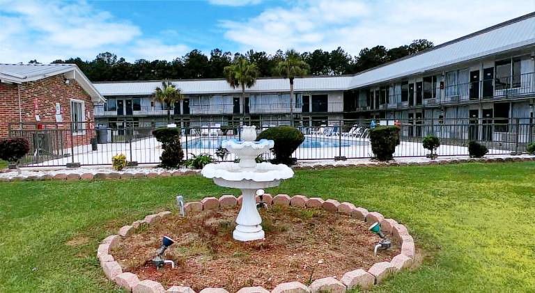 Motel 6 Tifton, GA — photo 2