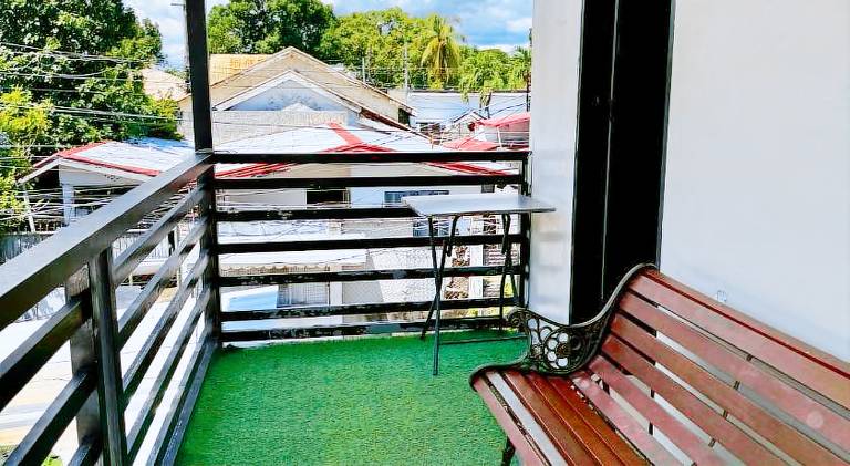 Rental apartment with terrace, barbeque & garden — photo 5