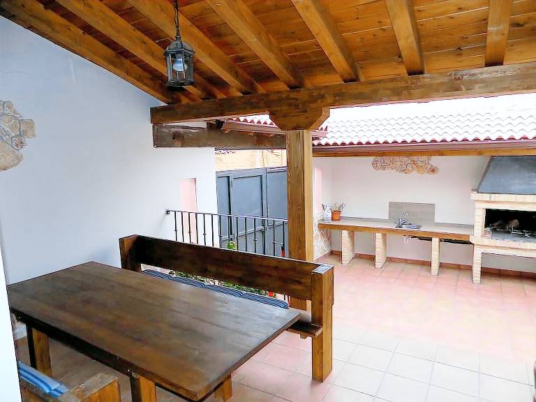Casa Ayllón