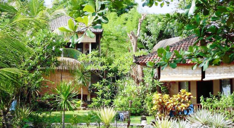 Jukung Bali Bungalow in Karangasem