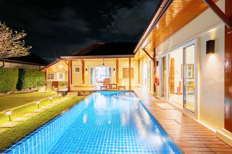 Villa Bang Tao Beach