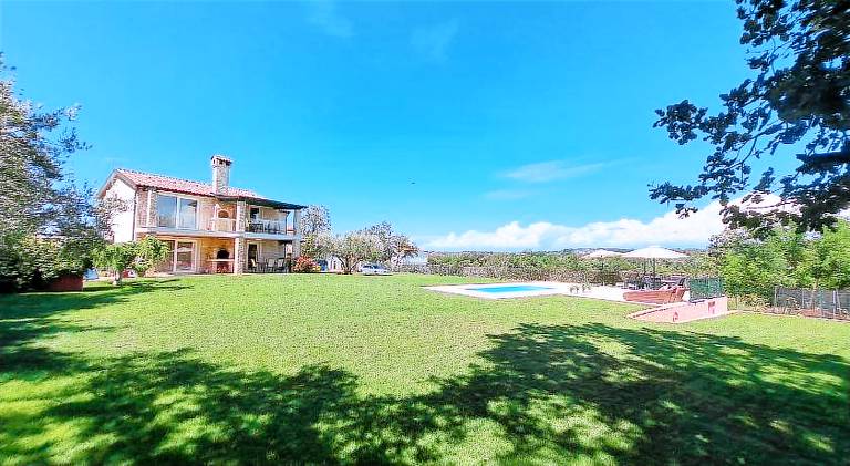 Apartments Villa Sotlar with pool — photo 3