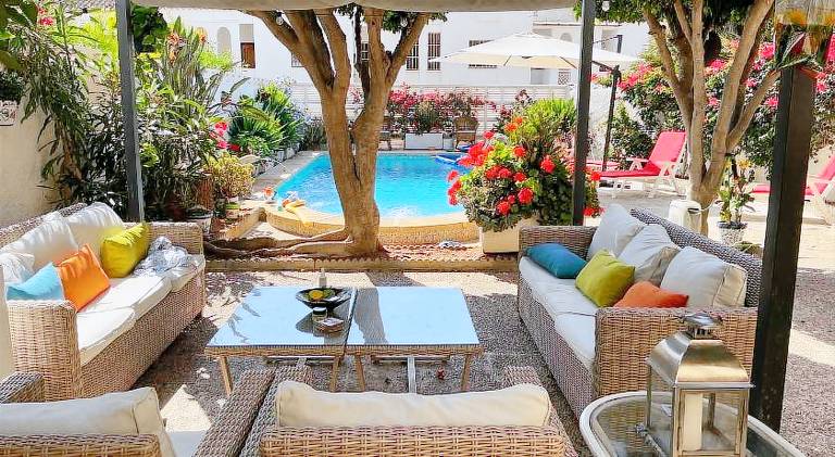 Fully equipped vacation home with BBQ, pool & garden | Close to the beach | Dogs allowed in Roquetas de Mar