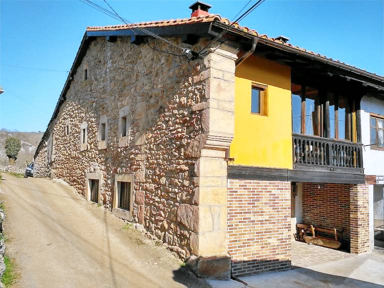 Casa  Cabrales