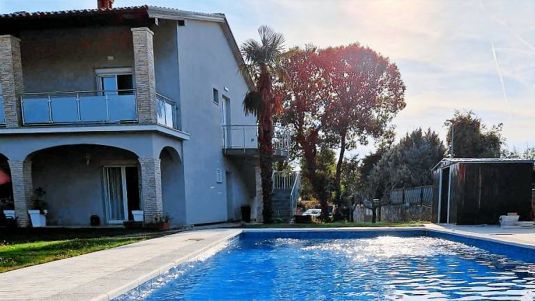 Ferienhaus in Vrvari, Špadići für max. 6 Personen