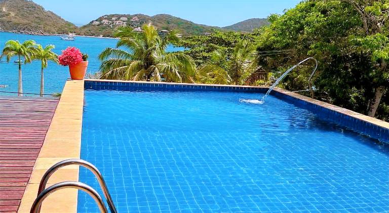 Vacation home with pool & jacuzzi in Búzios