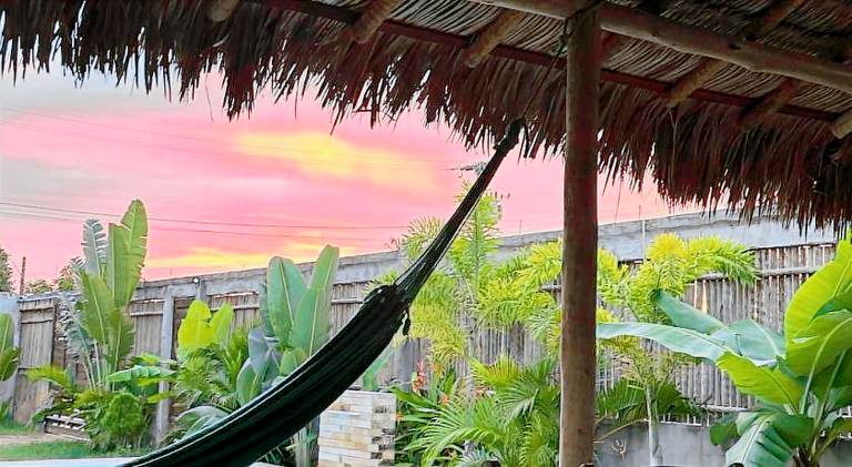 Apartment with pool, terrace & garden | Close to the beach | Pet-friendly in Camocim