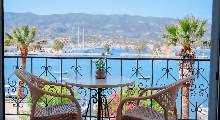 Theano Hotel in Poros