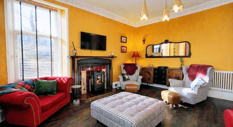 House with 1 room for 10 persons in Inverness