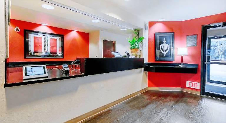 Extended Stay America Suites - Orlando - Lake Mary - 1036 Greenwood Blvd — photo 4