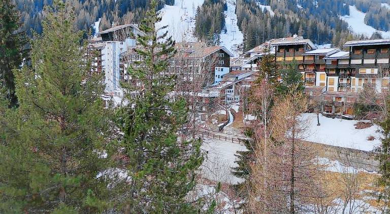 Apartment with yard & patio in La Thuile
