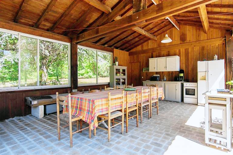 Family-friendly pleasant cottage with patio, pool & garden | Nature view | Pets allowed — photo 5