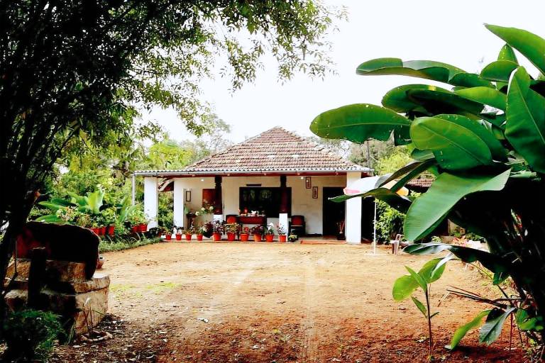 Vacation home with garden in Chikkamagaluru