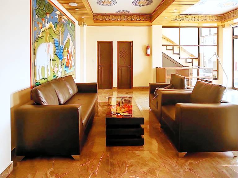 Hotel MMR Manor MG Marg — photo 3