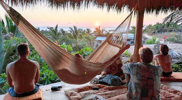 ElSueno Ocean view dorm & community vibe — photo 5
