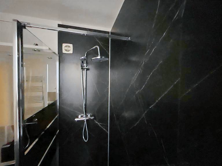 Apartment "Au Quai 1921" with Wi-Fi and Air Conditioning — photo 5