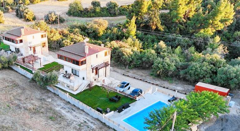 Helvetia Luxury Pool Villas in Kas