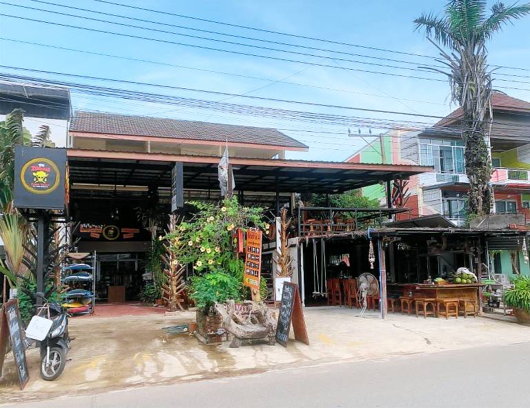Pirates Terrace in Chumphon