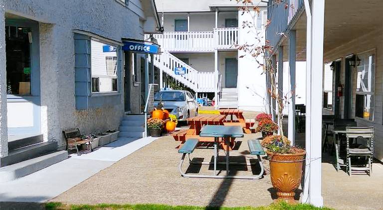 Hillcrest Inn — photo 3
