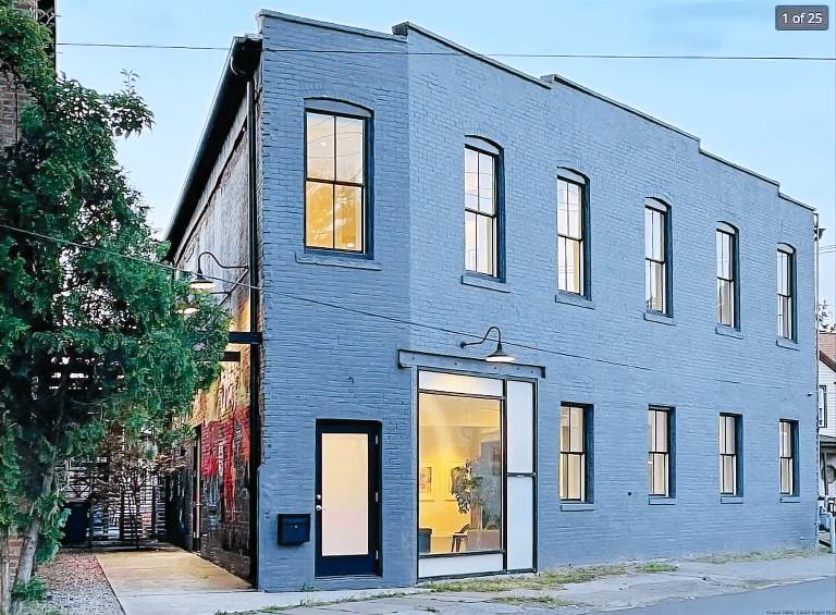 Apartment Kingston