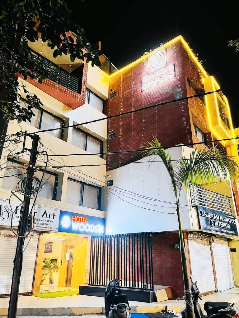 Hotel Wood Inn in Bhopal