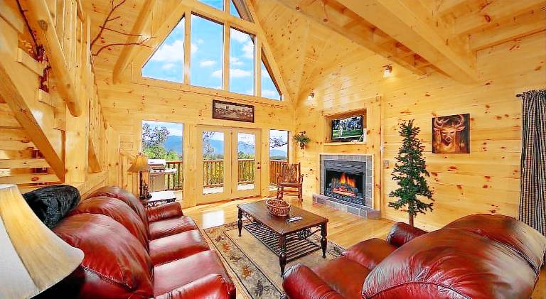 Vacation home with hot tub | Dogs allowed — photo 3