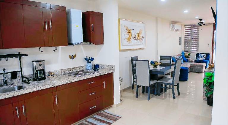 Holiday apartment with pool & jacuzzi — photo 4