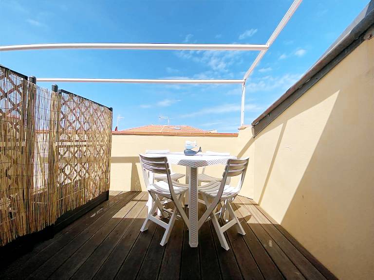 Child-friendly holiday apartment with terrace | Close to the beach | Pet-friendly — photo 2