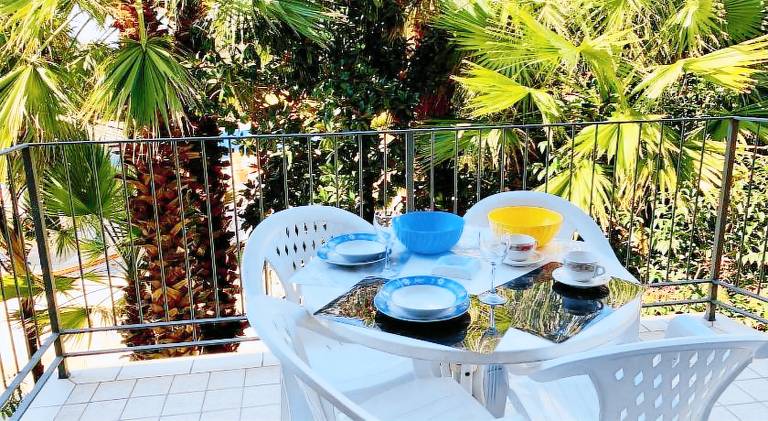 Serviced apartment with 3 rooms for 6 persons — photo 5