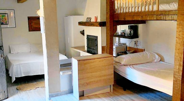 Holiday apartment with patio, private pool & yard | Pets are welcome — photo 2