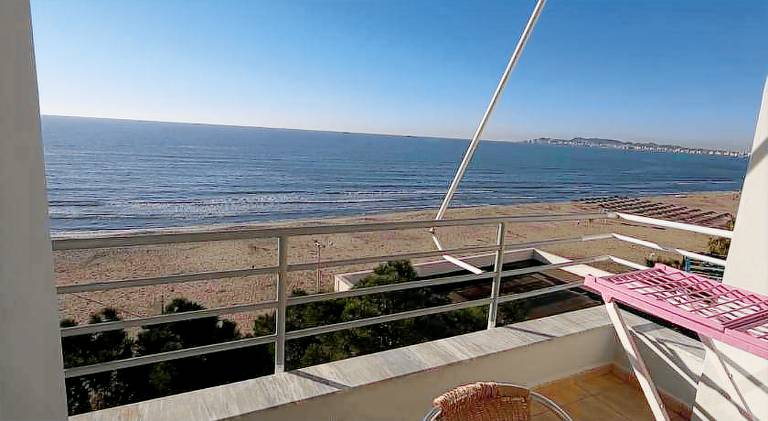 Espana aparthotel — photo 2