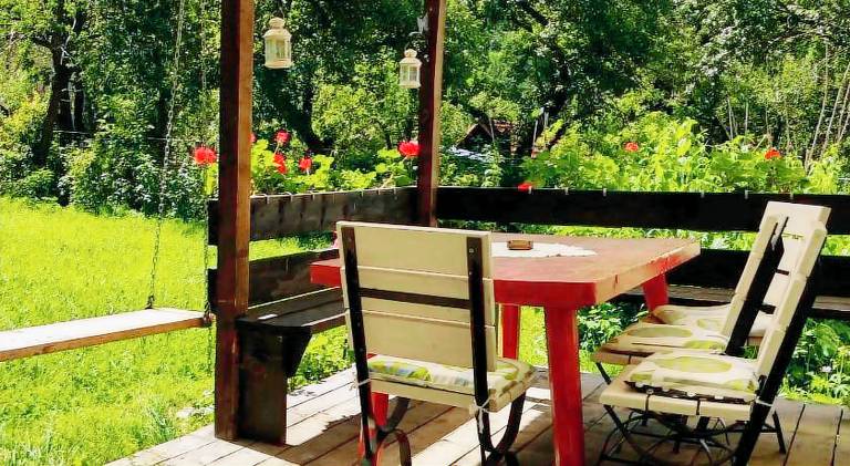 Lodge with patio & garden — photo 4