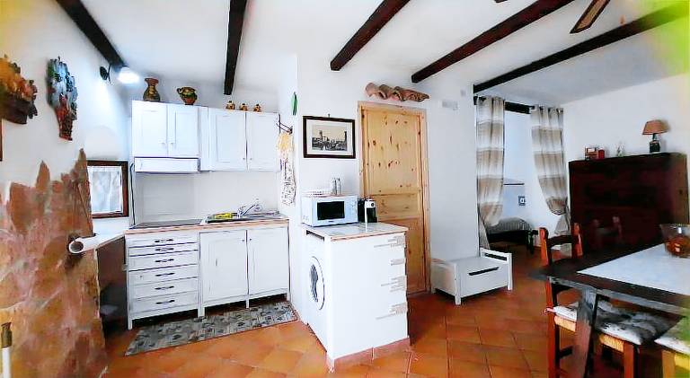 House with 1 room for 4 persons — photo 3