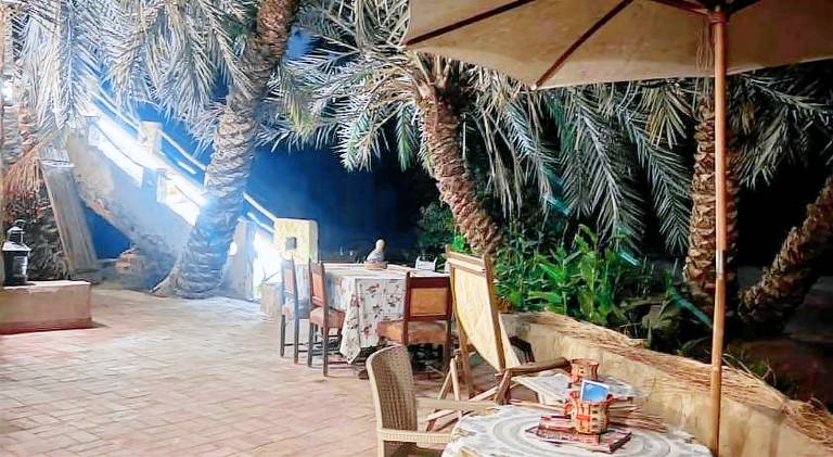 Rental apartment with barbecue, yard & pool — photo 4