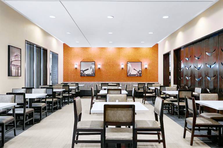 Embassy Suites by Hilton Newark Airport — photo 4