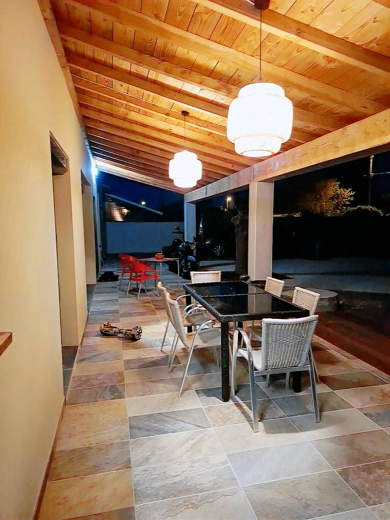 Gite with barbecue, private pool & yard — photo 2