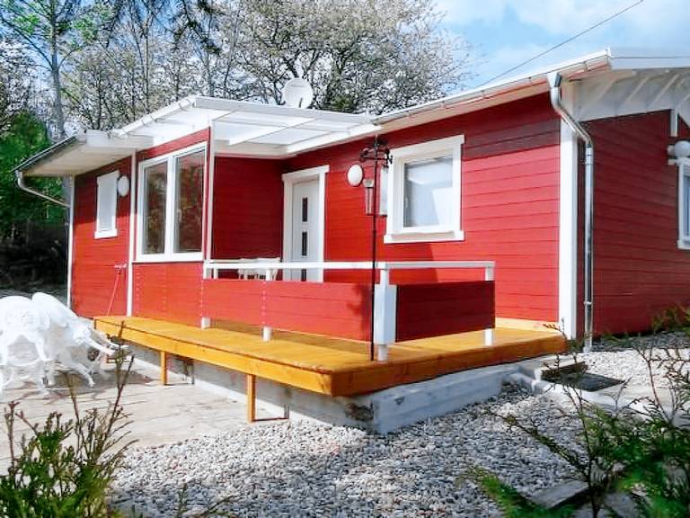 Wonderful vacation home with barbeque, yard & terrace | Mountain view | Pet-friendly — photo 3