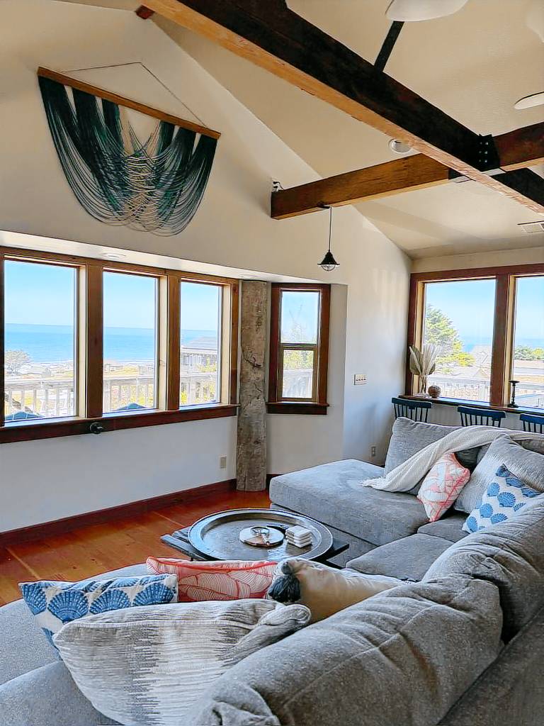 House Shelter Cove