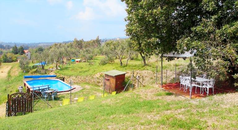 Family-friendly vacation home with yard, pool & BBQ | Dogs allowed — photo 5